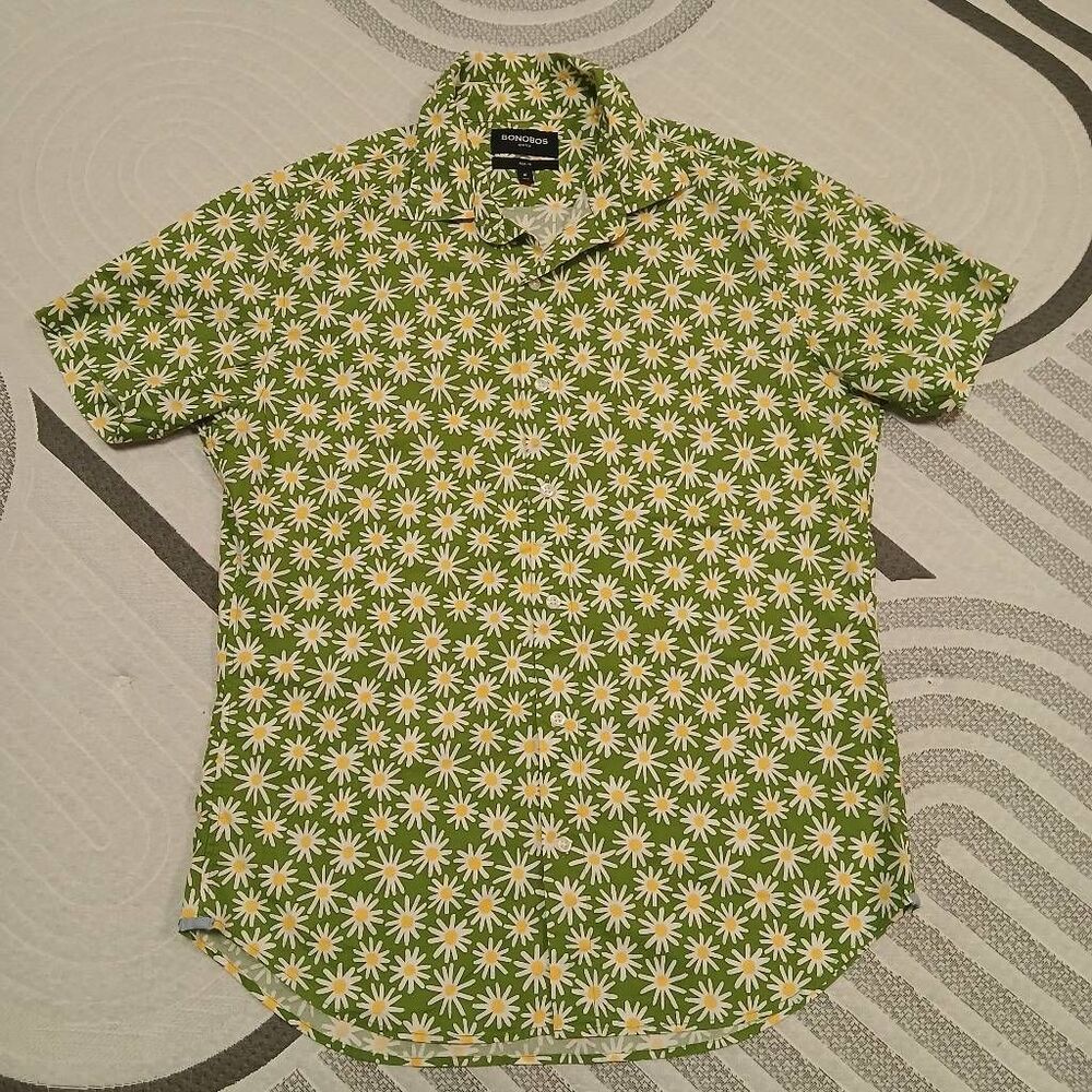 Bonobos mens medium shirt yellow green sunflower shortsleeve button casual